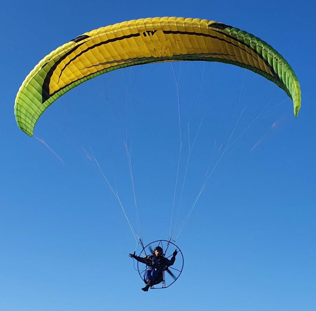 paramoteur en vol